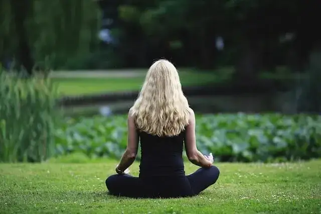 Zdjęcie Medytacja mindfulness co to - poznaj skuteczne techniki uważności