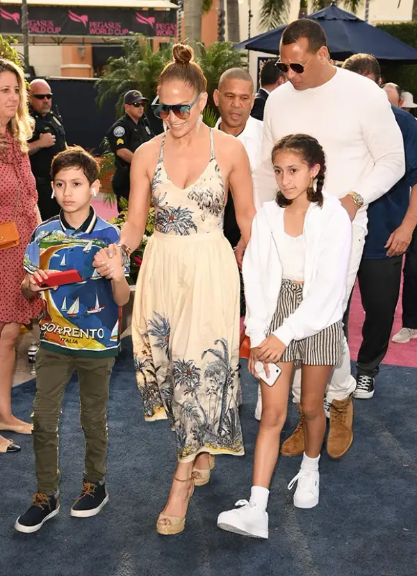 Jennifer Lopez ma dwoje dzieci: poznaj bliźniaki J.Lo